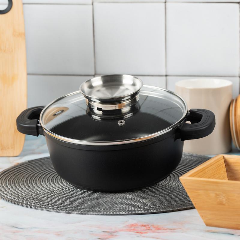 Garnek w piekarniku – jakie materiały są bezpieczne do użycia?