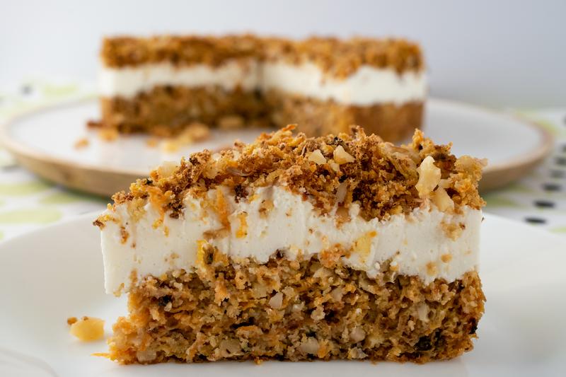 Pyszne bezglutenowe ciasta: odkryj brownie, sernik, szarlotkę i makowiec w zdrowej wersji!