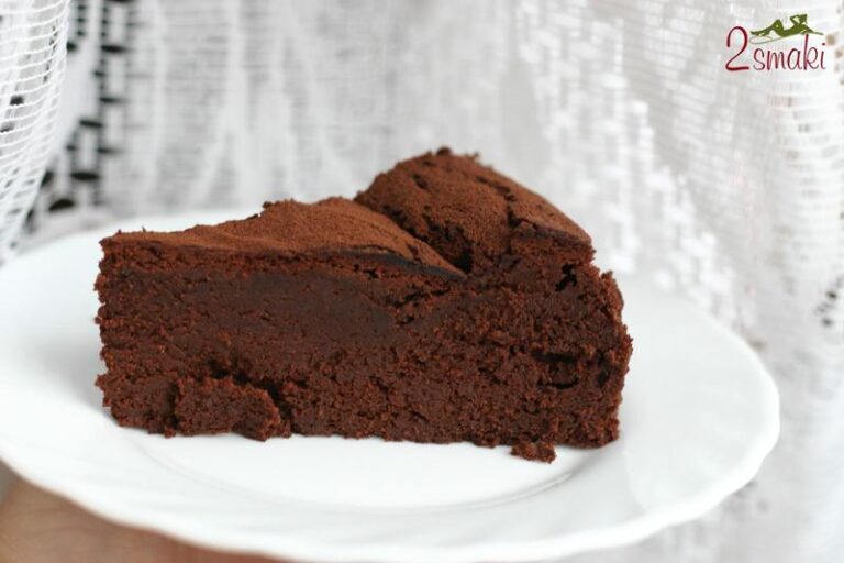 Zachwycające ciasto z truflą – łatwy przepis na wyjątkowy deser na każde przyjęcie