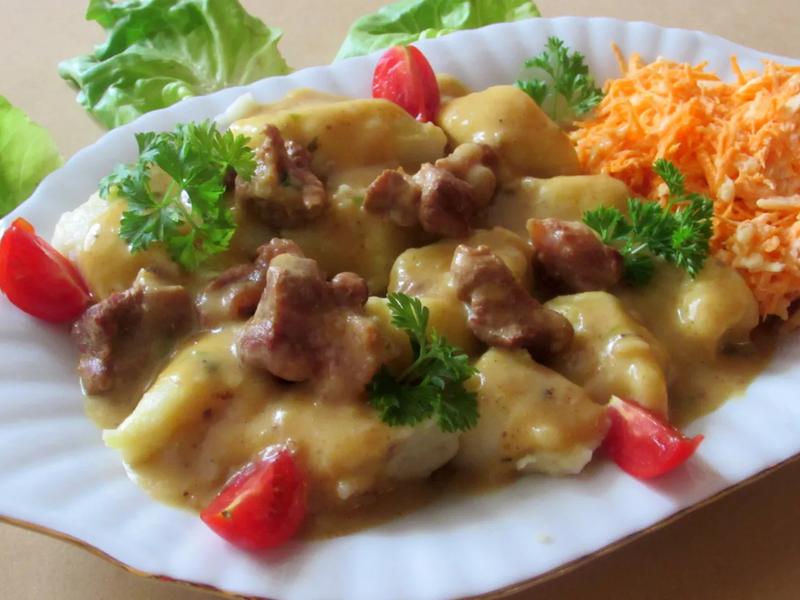 Tradycyjne sosy do kopytek