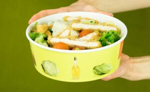 Sałatka premium w McDonald's – odkryj, czy cena idzie w parze z jakością!