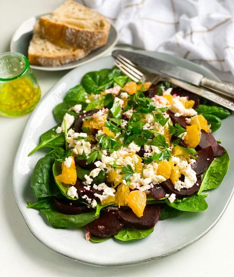 Kreatywne podanie sałatki