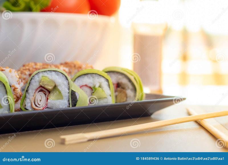 Techniki krojenia ogórków