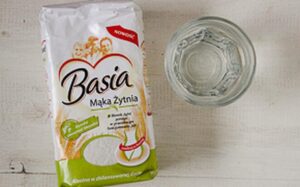 Jaką mąkę wybrać na zakwas? Najlepsze rodzaje dla doskonałego startera