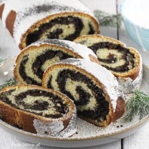 Makowiec na lanym cieście – odkryj tradycyjny smak świąt w swojej kuchni
