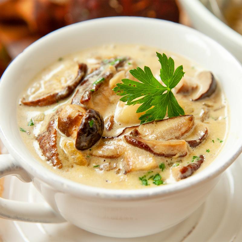 Odkryj, jak prosto przygotować sos grzybowy z suszonych grzybów – przepis krok po kroku