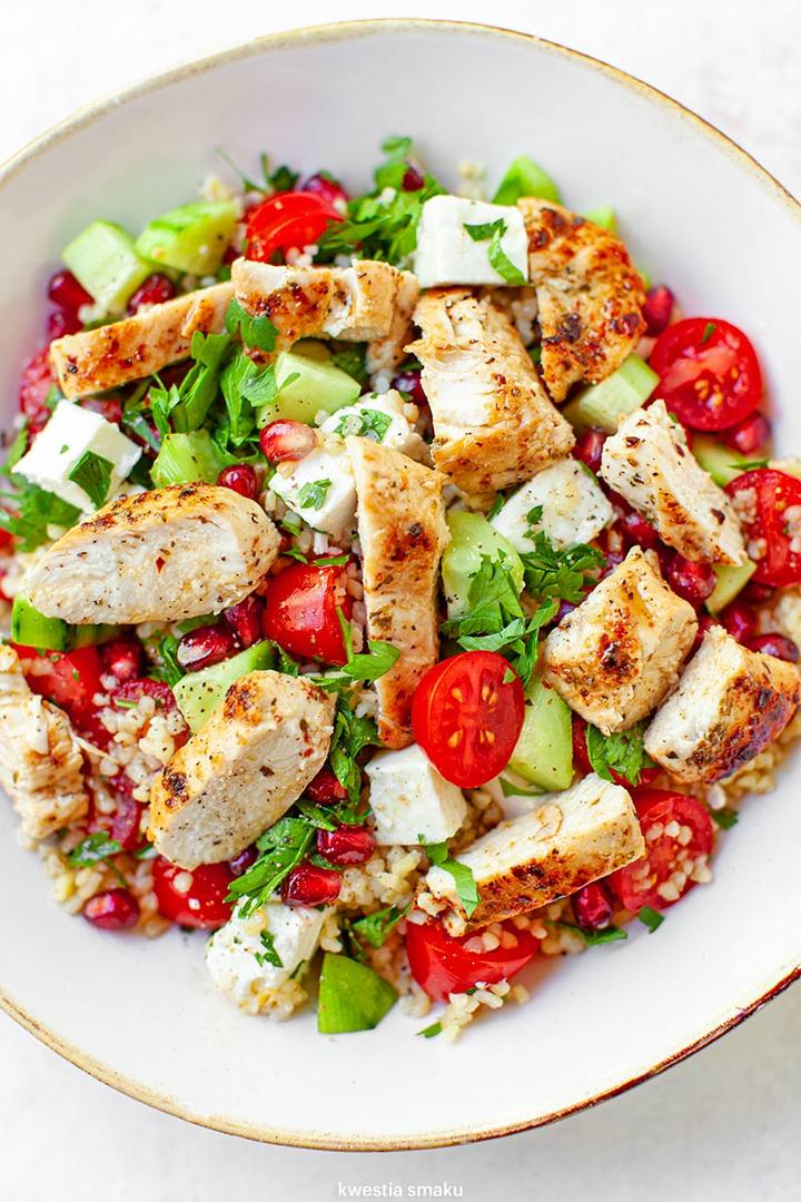 Zdrowe sycące składniki do sałatek