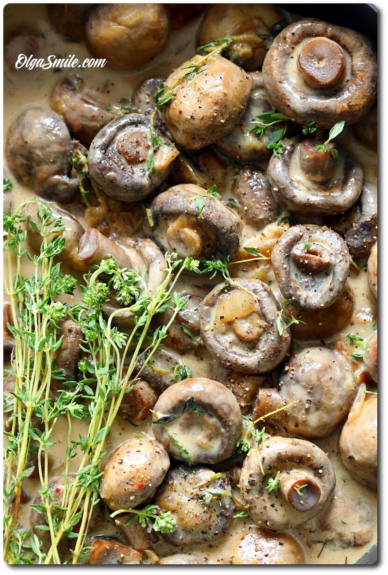 Podsmażanie pieczarek na pizzę