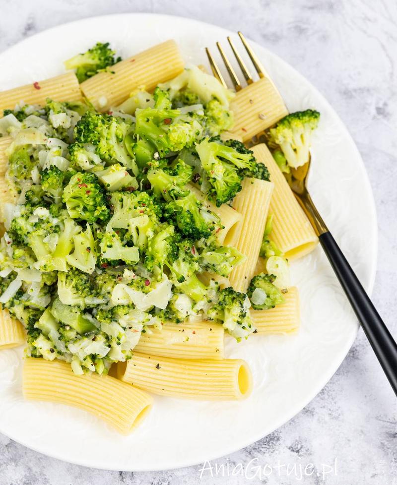 Szybki i prosty przepis na makaron