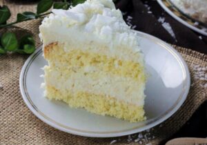 Puszysty biszkopt z mąki kokosowej – sprawdź nasze sprawdzone sposoby na smaczne wypieki!