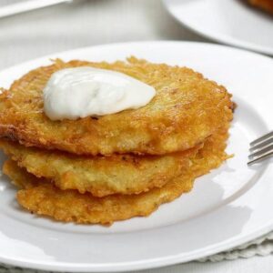 Tajemnice pochodzenia placków ziemniaczanych: odkrywamy ich fascynującą historię